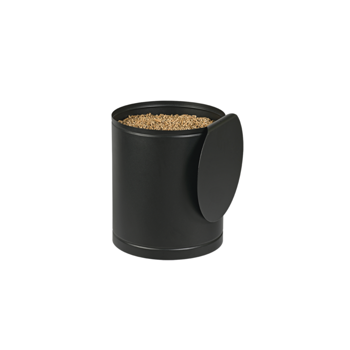 Almacenamiento de pellets para chimeneas y estufas de leña en villas - Capska